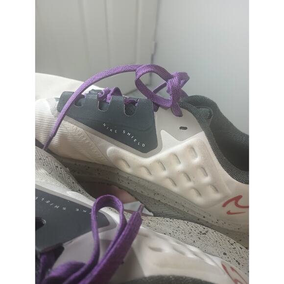 Nike Air Zoom Pegasus 39 Shield Running Shoes Bone/Cobblestone/Purple sz 9 - Picture 5 of 9